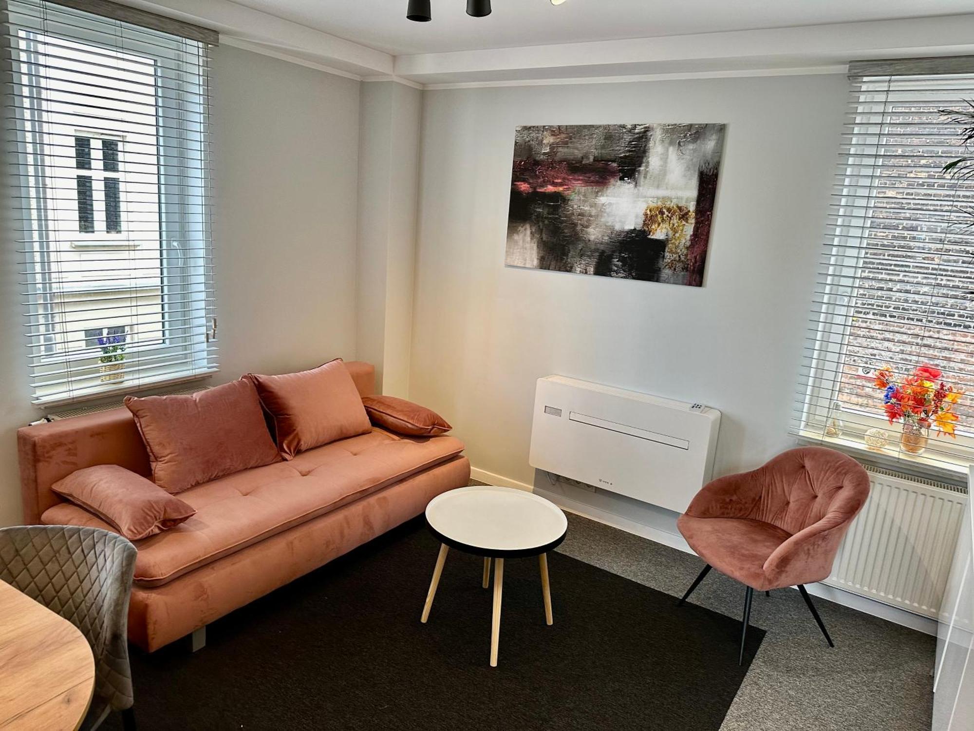 Apartamenty 1 Maja 94 คาโตวีตเซ ภายนอก รูปภาพ