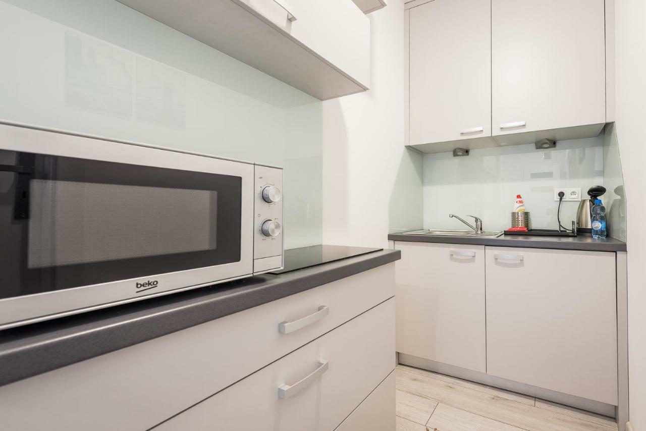 Apartamenty 1 Maja 94 คาโตวีตเซ ภายนอก รูปภาพ